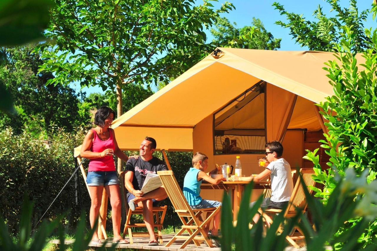 Camping Capfun La Breteche Les Épesses Exteriér fotografie